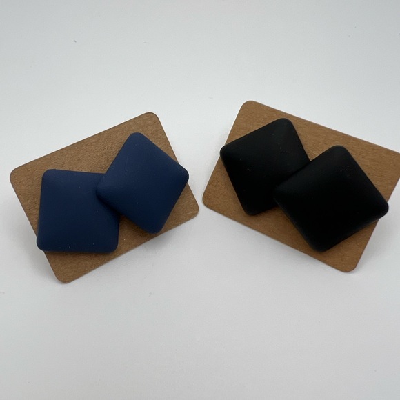 Classic Black & Blue Square Stud Earring set - Trendy Large Stud Earrings Set - Picture 4 of 13